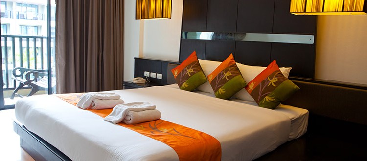 Synergistic Plastic Lamp